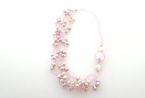 Blush Pearl Current Necklace