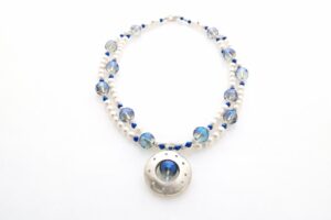 Crystal Bearing Necklace